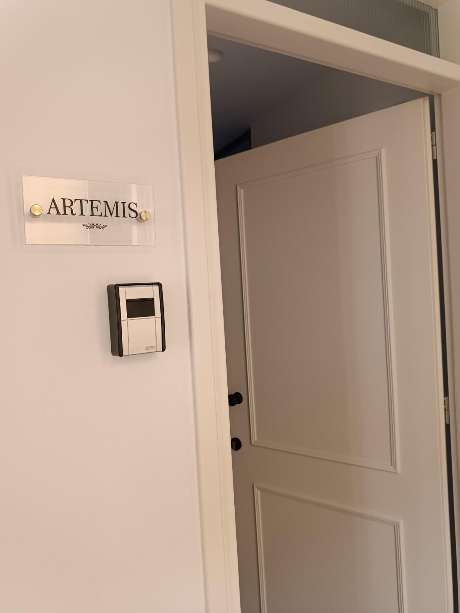Muses Luxury Suites Corfu  Extérieur photo